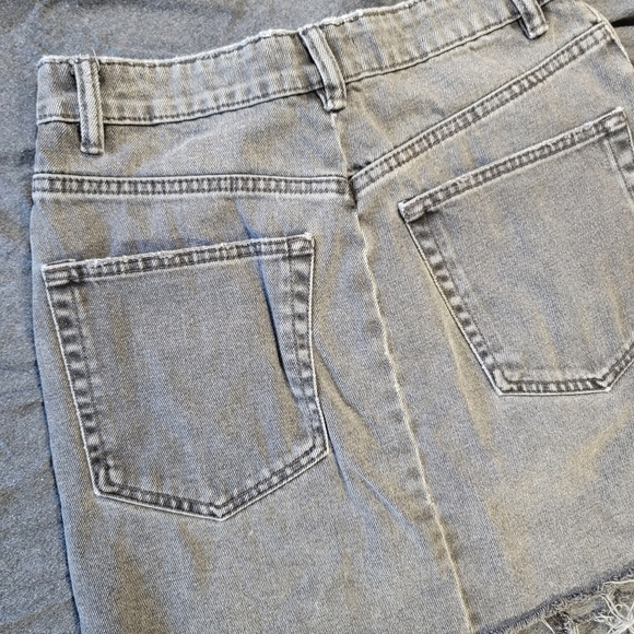Zara Mini Skirt Womens Medium Black Jean Distressed Slit Front Button Up Denim - Picture 7 of 11